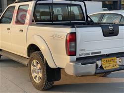 Nissan NP300